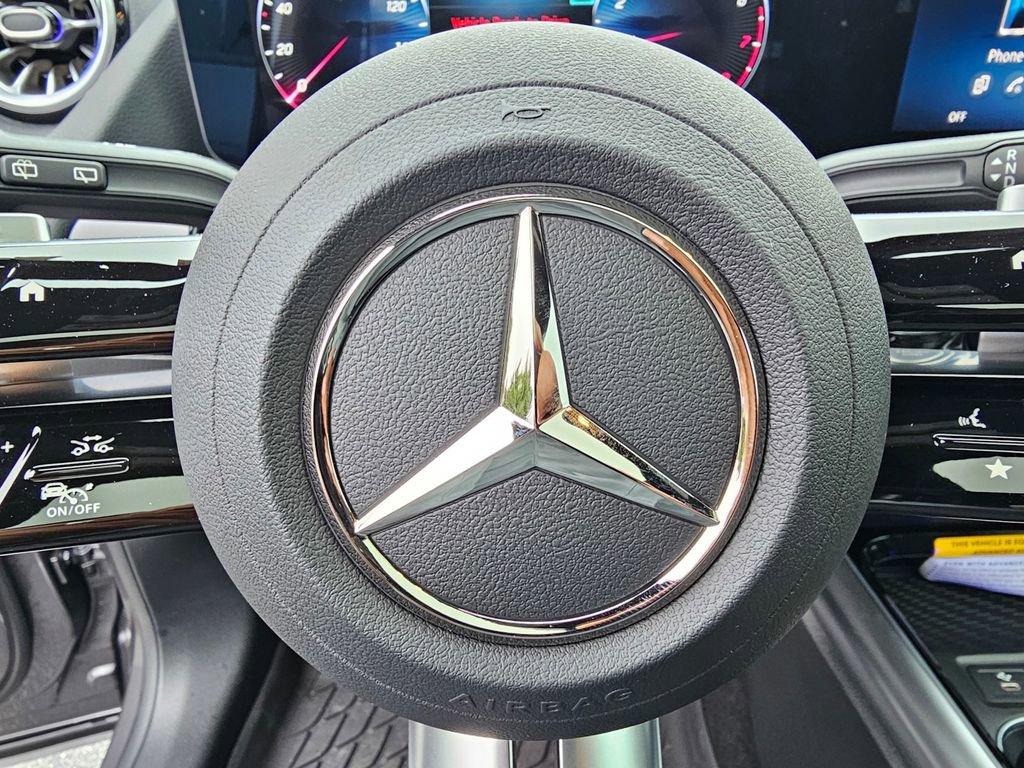 Used 2025 Mercedes-Benz GLA 250 image 21