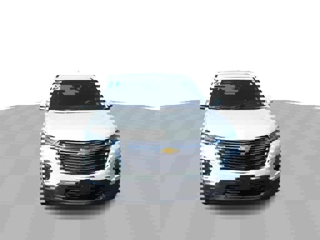 Used 2023 Chevrolet Traverse LT image 3