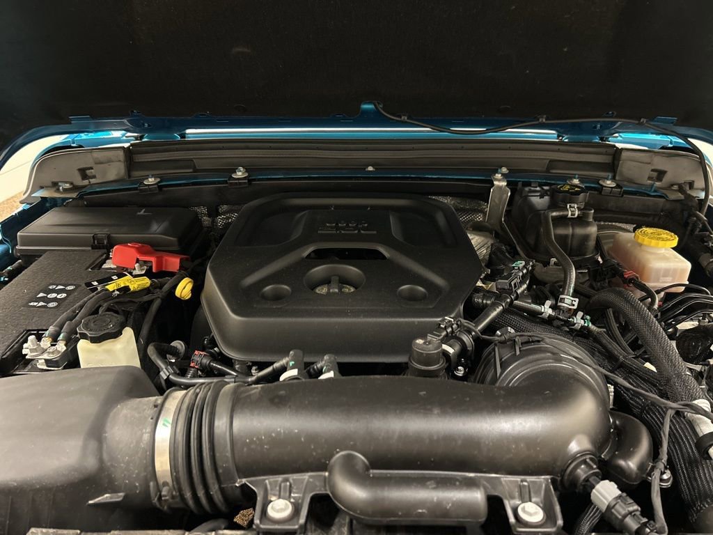 Used 2024 Jeep Wrangler Willys image 12