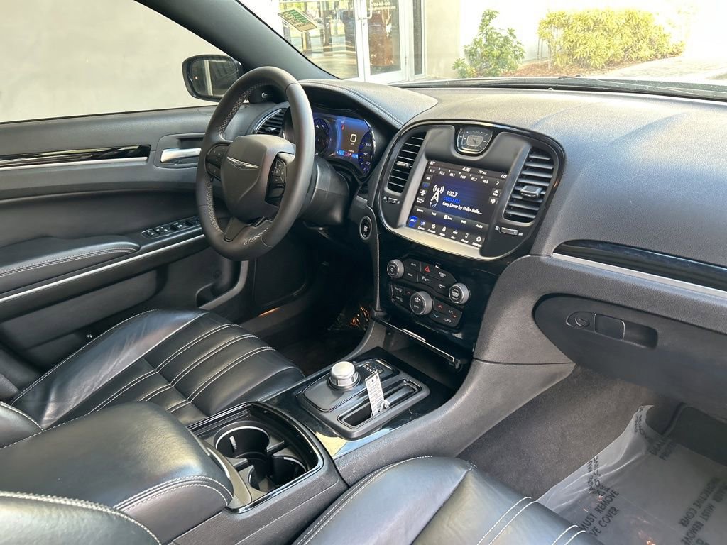 Used 2023 Chrysler 300 S image 20