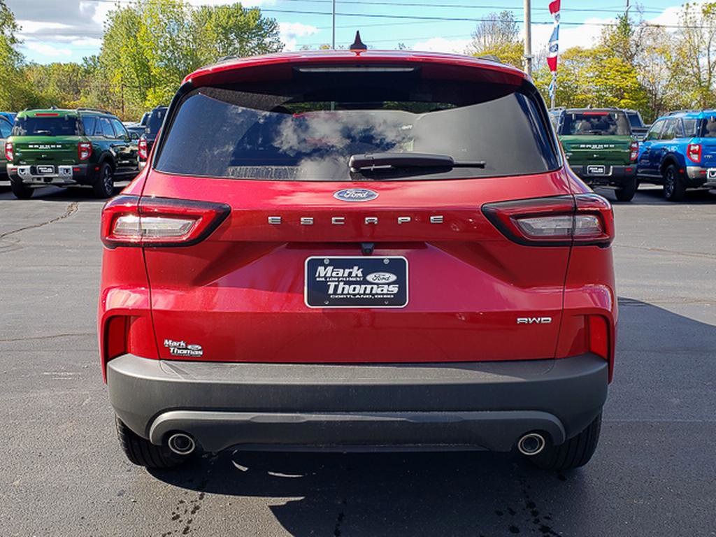New 2026 Ford Escape ST-Line image 4