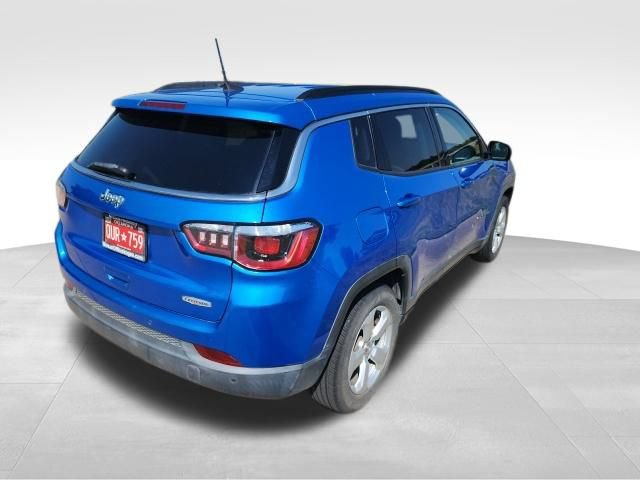 Used 2019 Jeep Compass Latitude w/ Safety & Security Group FWD image 3