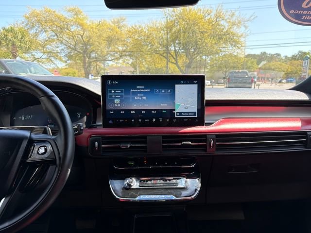 Used 2025 Lincoln Corsair Reserve w/ Equipment Group 202A image 21