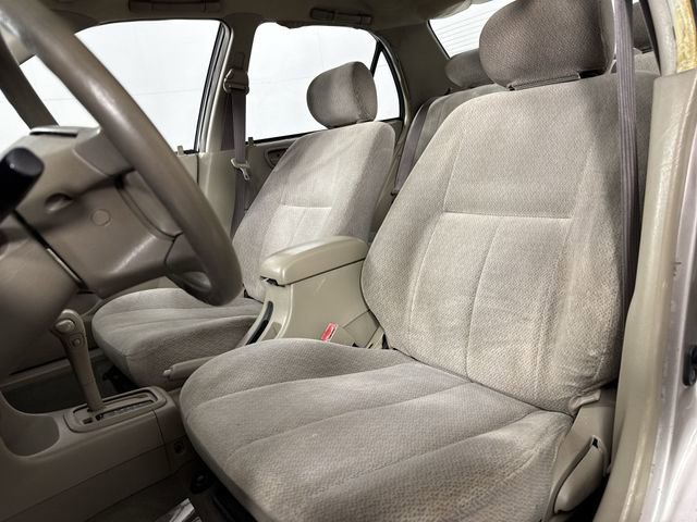 Used 2001 Toyota Corolla CE FWD image 16