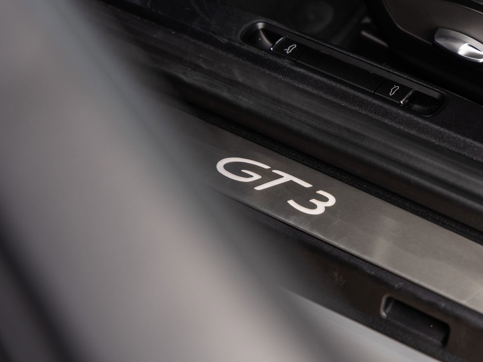 Used 2015 Porsche 911 GT3 RWD image 28