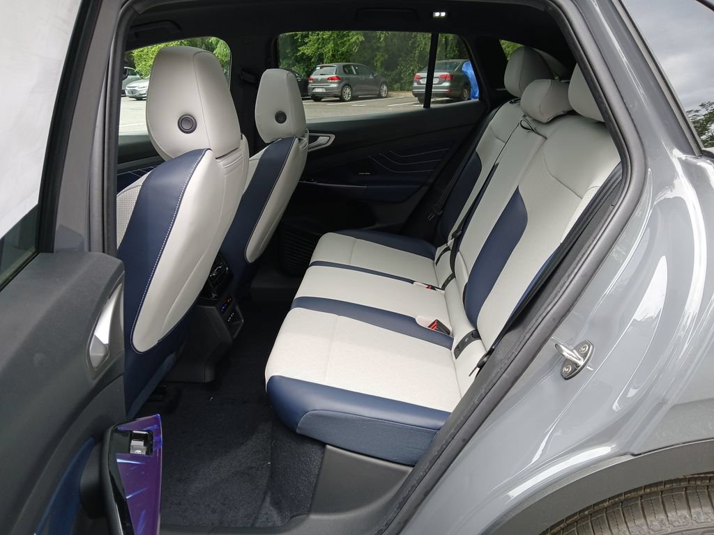 New 2026 Volkswagen ID.4 Pro S Plus AWD/4WD image 25