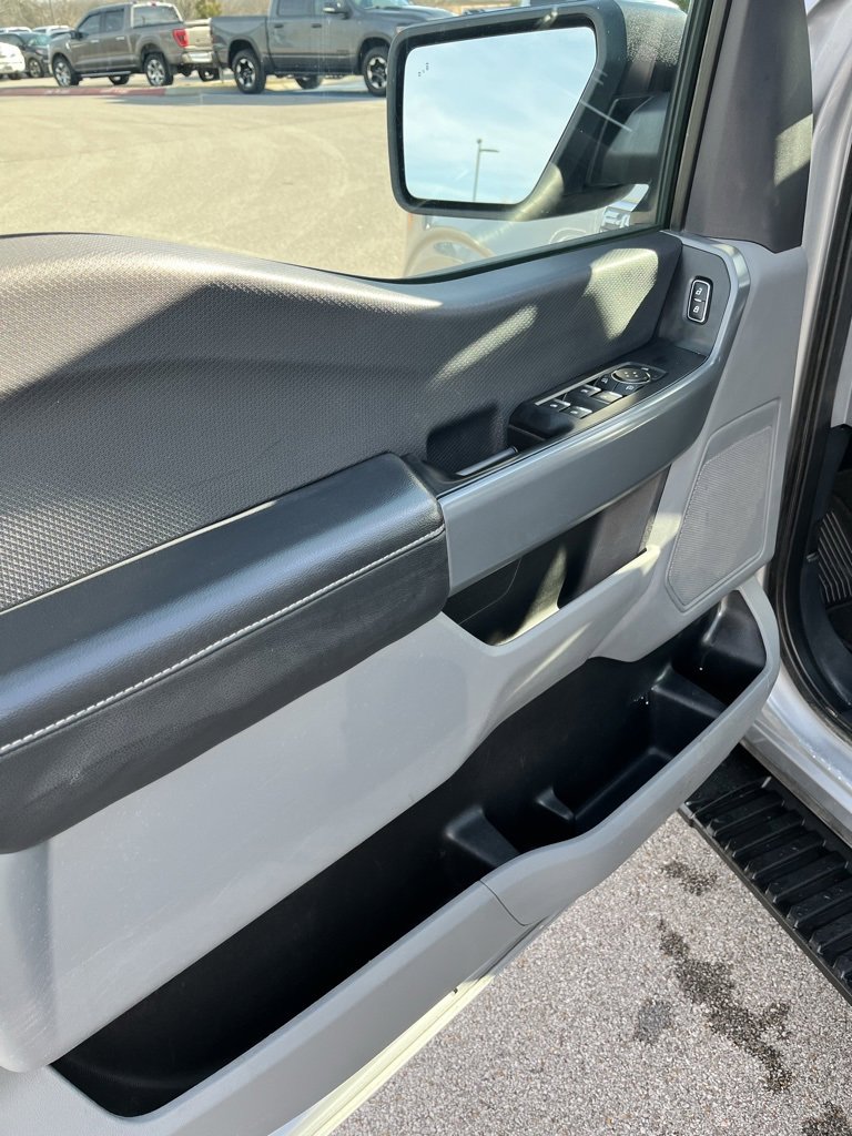 Used 2022 Ford F150 XLT w/ Trailer Tow Package image 14