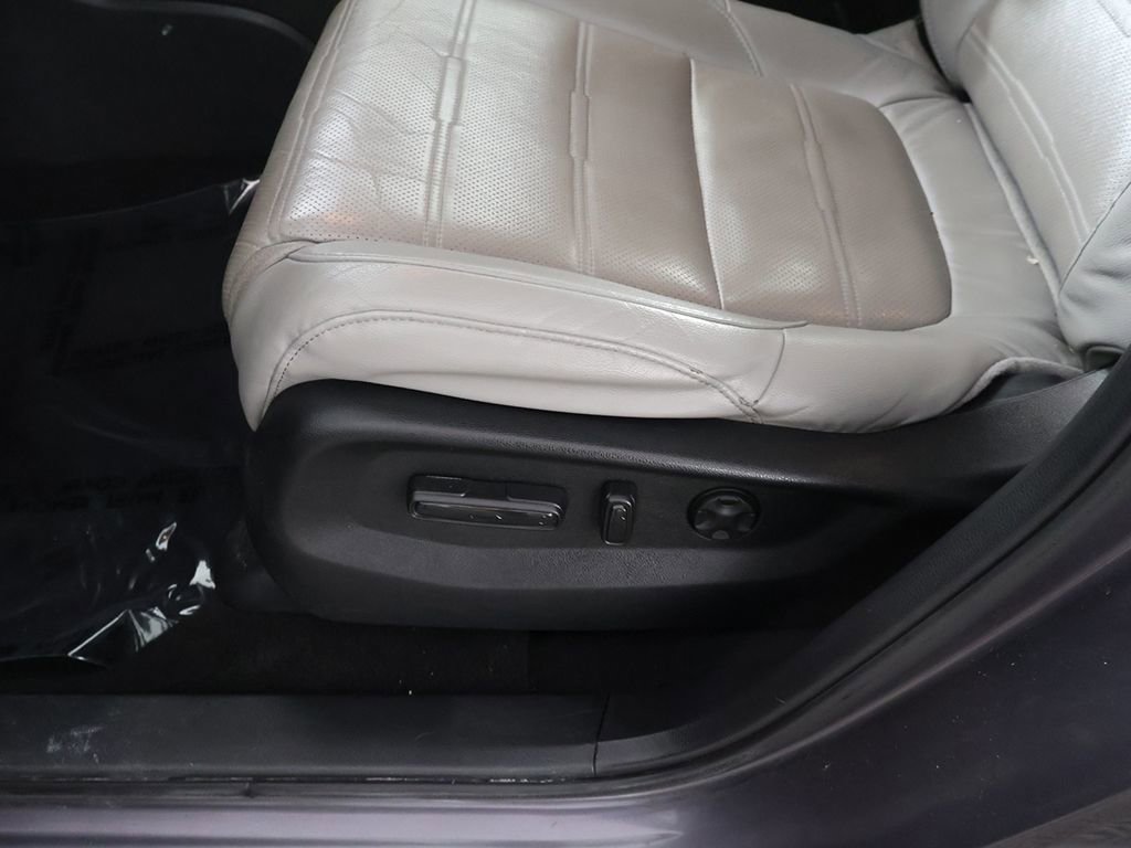 Used 2018 Honda CR-V EX-L image 32