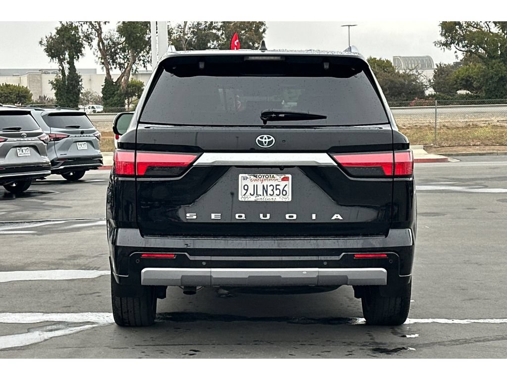 Used 2024 Toyota Sequoia Capstone AWD/4WD image 5
