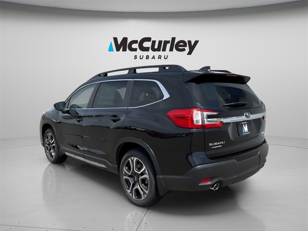 New 2025 Subaru Ascent Limited image 3