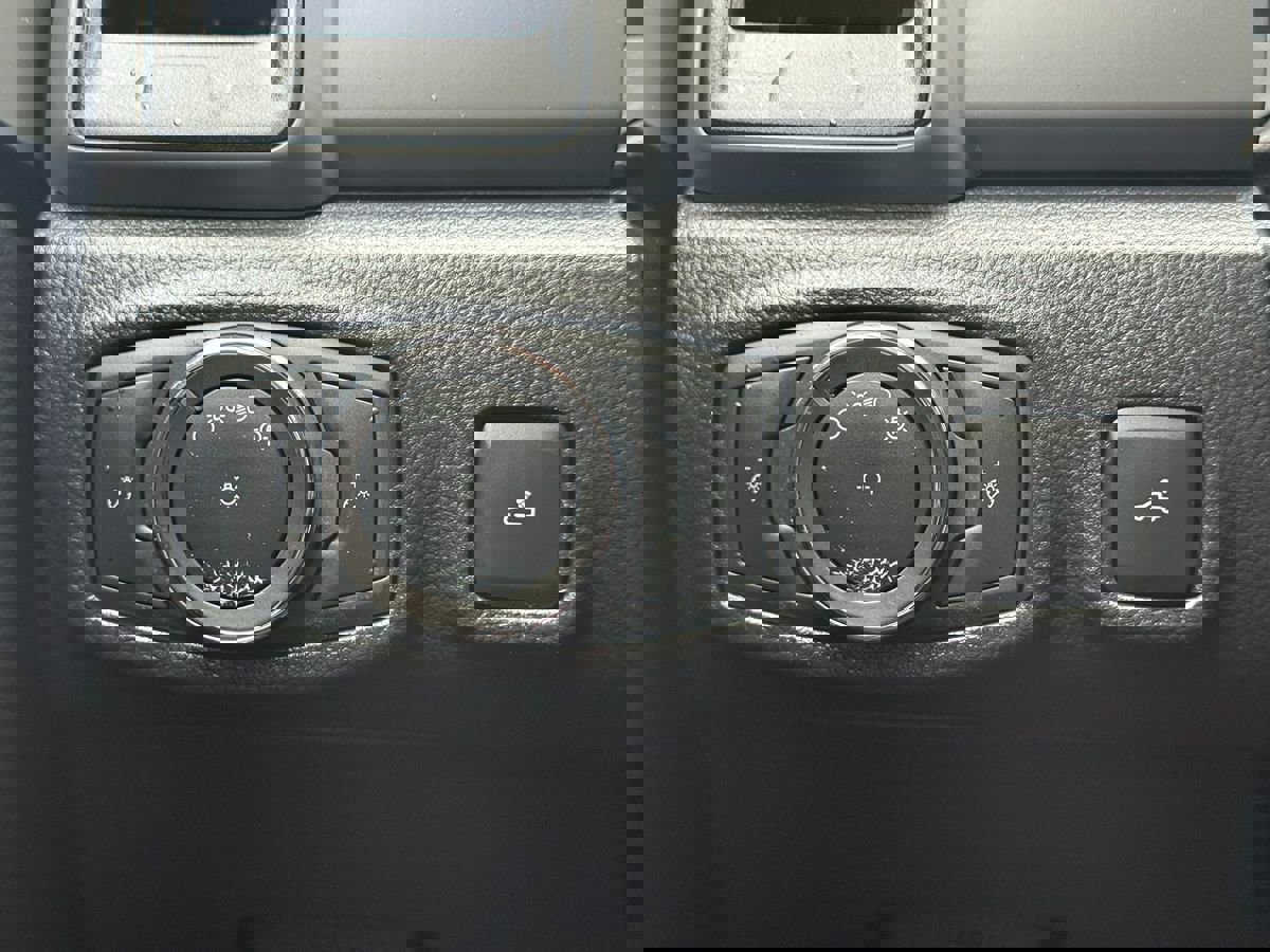 Used 2020 Ford Ranger XL image 28