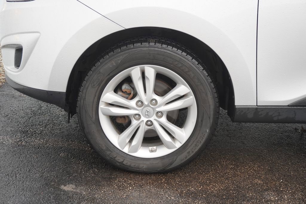Used 2012 Hyundai Tucson GLS image 6
