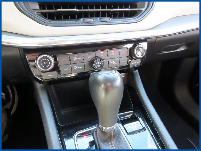 Certified 2022 Jeep Compass Limited w/ Sun and Sound Group AWD/4WD image 19