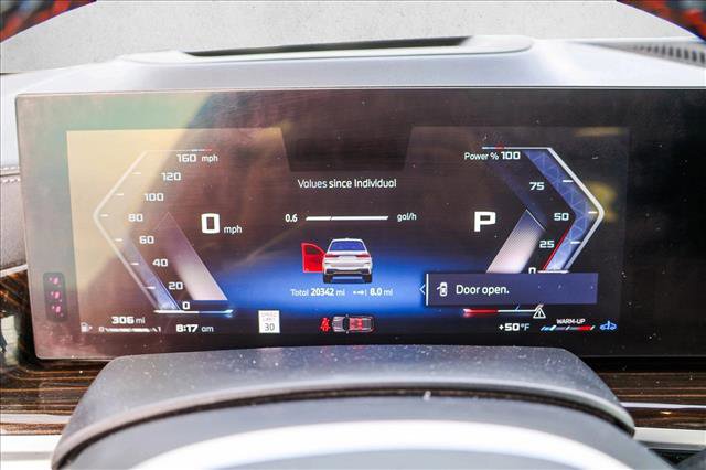 Used 2025 BMW X7 M60i AWD/4WD image 15
