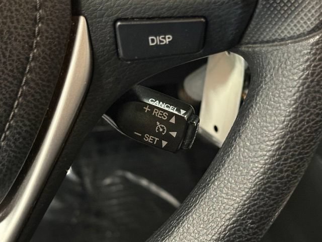 Used 2016 Toyota Corolla LE FWD image 18