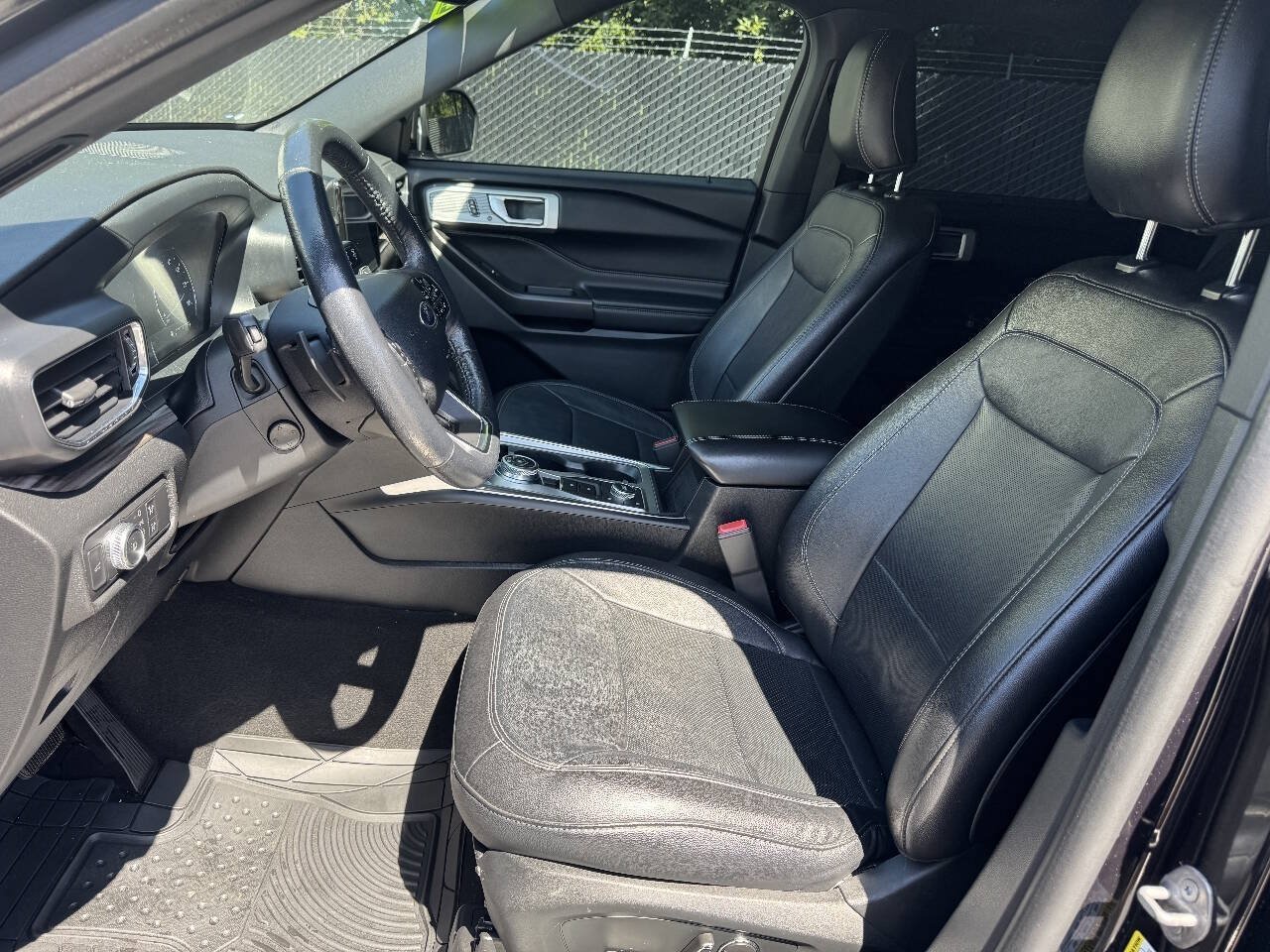 Used 2020 Ford Explorer Limited AWD/4WD image 8