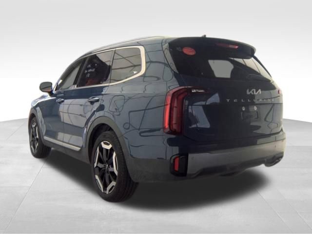 Used 2025 Kia Telluride S AWD/4WD image 7