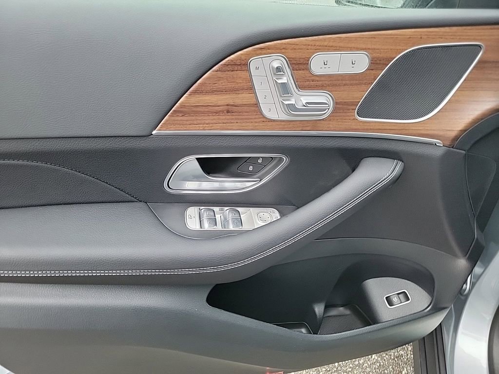 New 2025 Mercedes-Benz GLE 350 4MATIC image 10