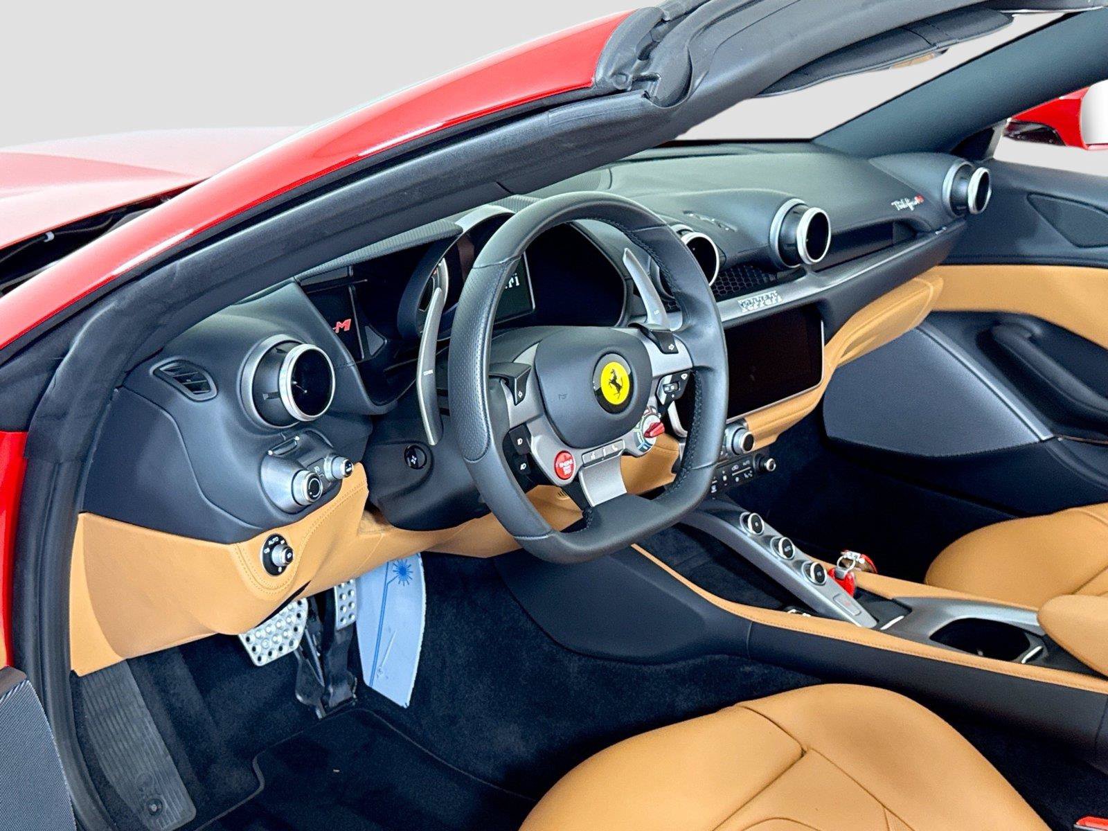 Used 2023 Ferrari Portofino M RWD image 15