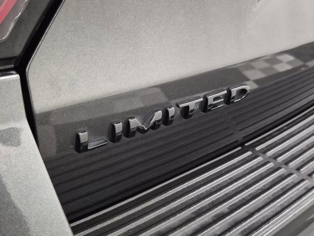 Used 2019 Ford Expedition Limited w/ Equipment Group 303A image 7