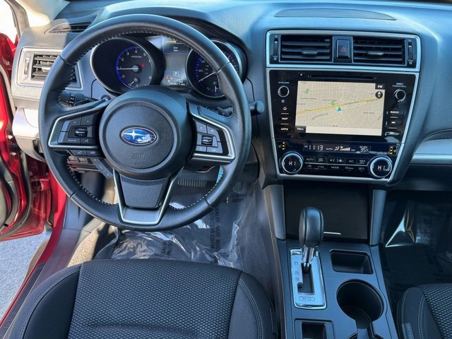 Used 2019 Subaru Outback 2.5i Premium image 18