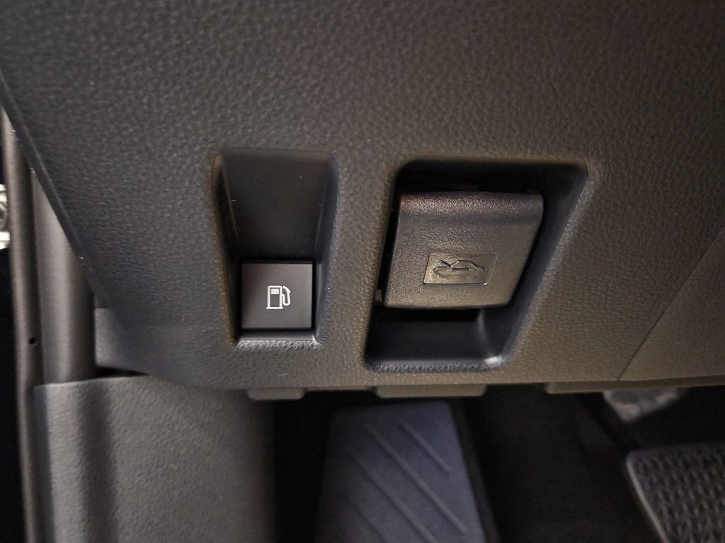 New 2026 Toyota RAV4 XSE AWD/4WD image 45