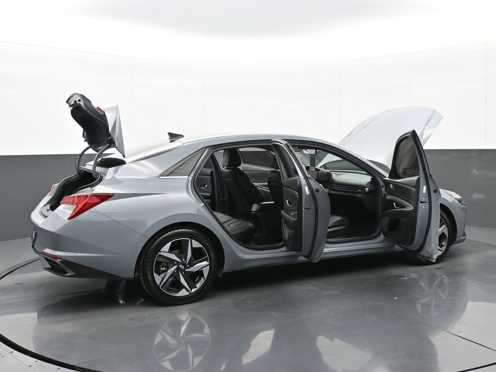 Certified 2021 Hyundai Elantra Limited image 48