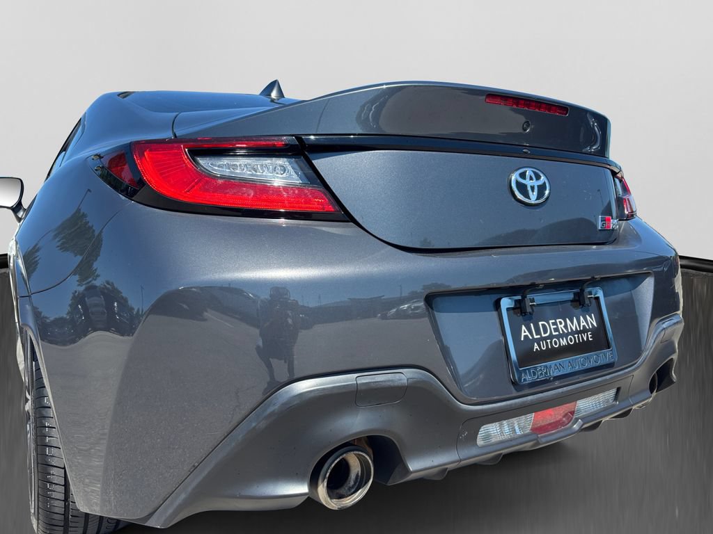 Used 2023 Toyota GR86 RWD image 54