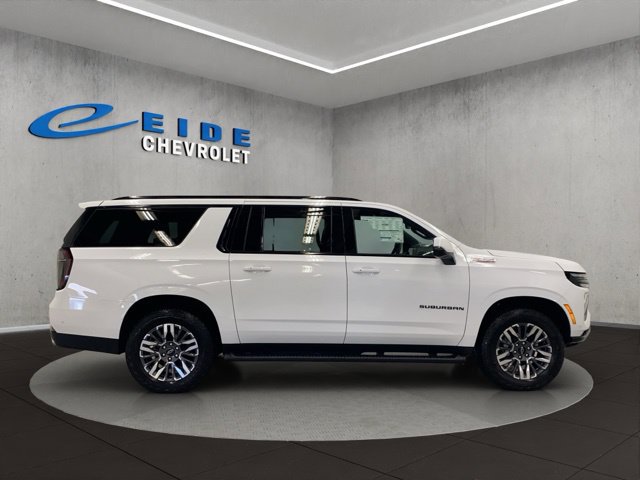 New 2026 Chevrolet Suburban Z71 w/ Z71 Off-Road Package AWD/4WD image 16
