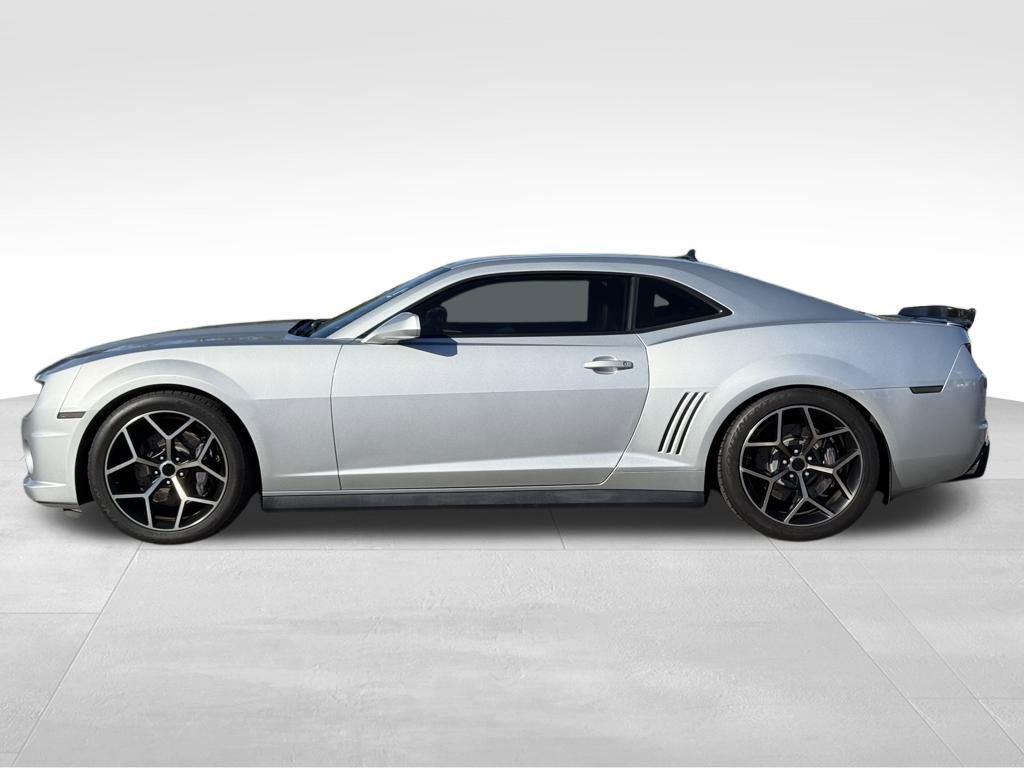 Used 2012 Chevrolet Camaro SS image 2