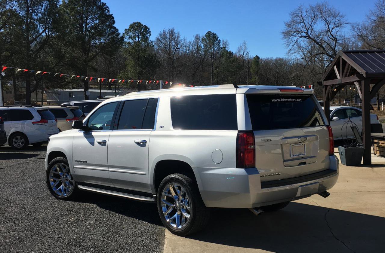 Used 2018 Chevrolet Suburban LS w/ Enhanced Driver Alert Package image 3