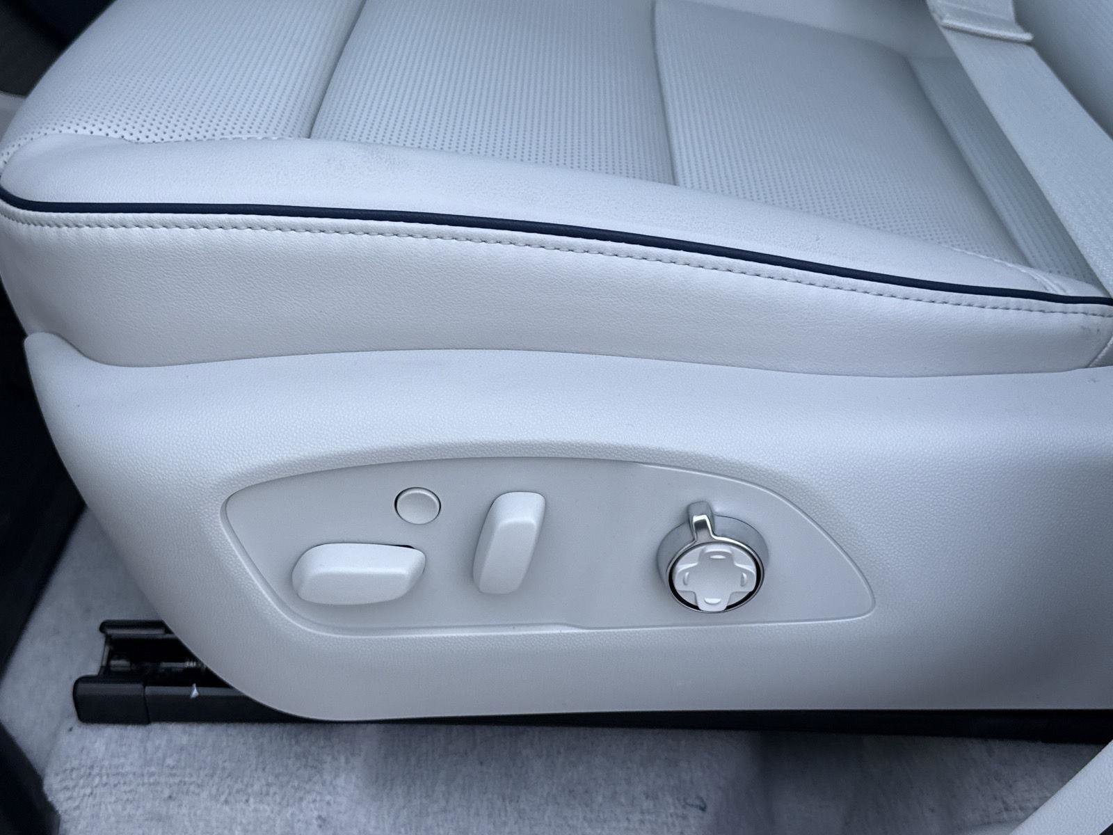 New 2026 Buick Enclave Avenir w/ Super Cruise Package image 9