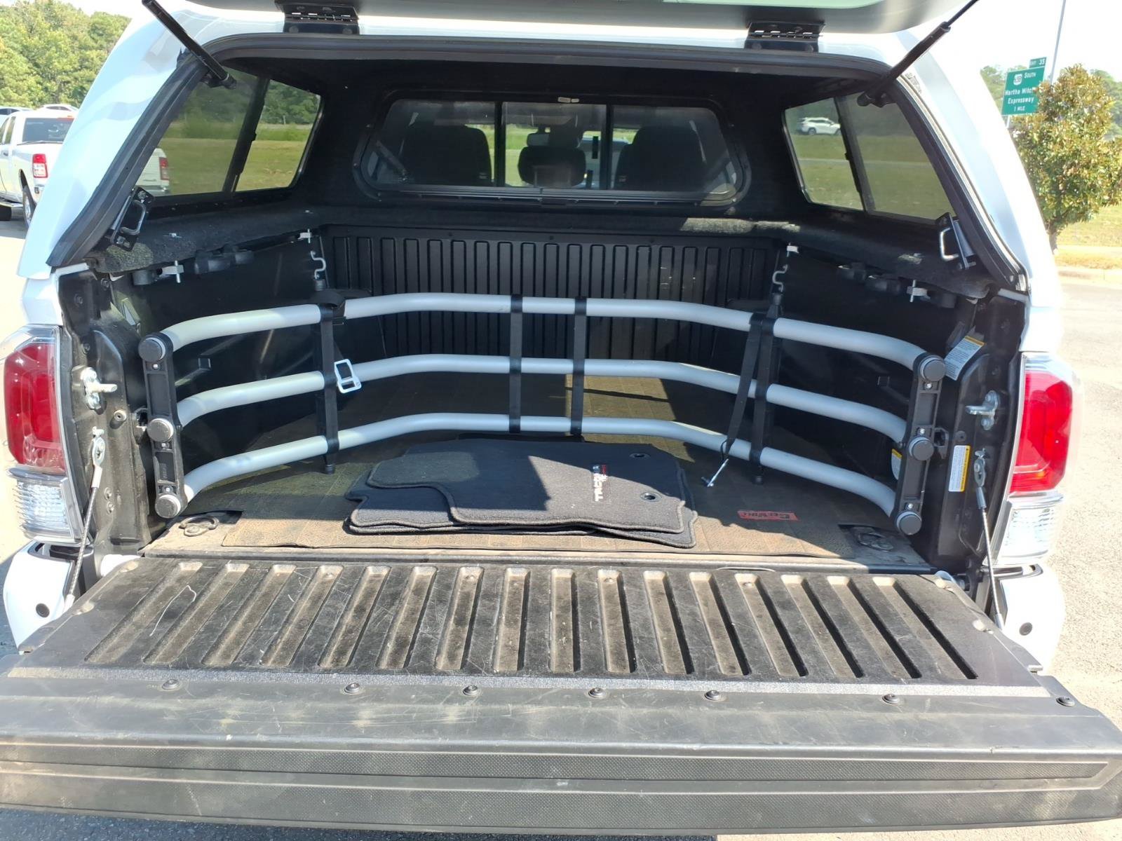 Used 2023 Toyota Tacoma TRD Off-Road w/ Advanced Technology Package AWD/4WD image 6