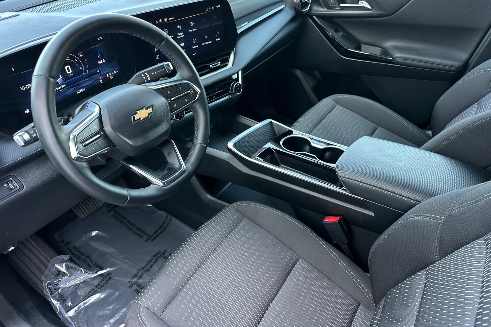 Used 2025 Chevrolet Equinox LT w/ Safety and Technology Package FWD image 10