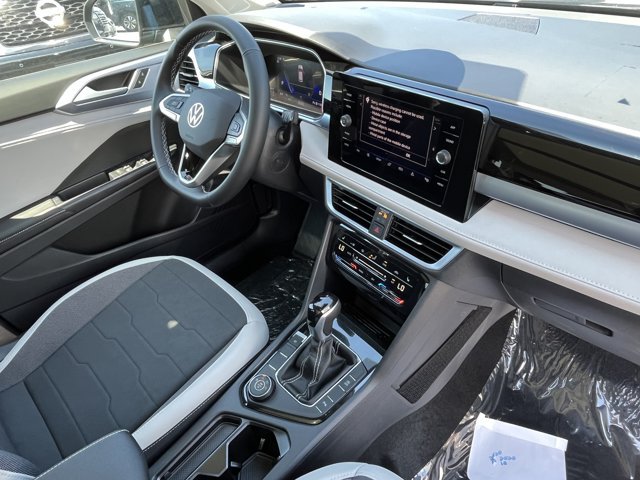 New 2026 Volkswagen Taos SE AWD/4WD image 7
