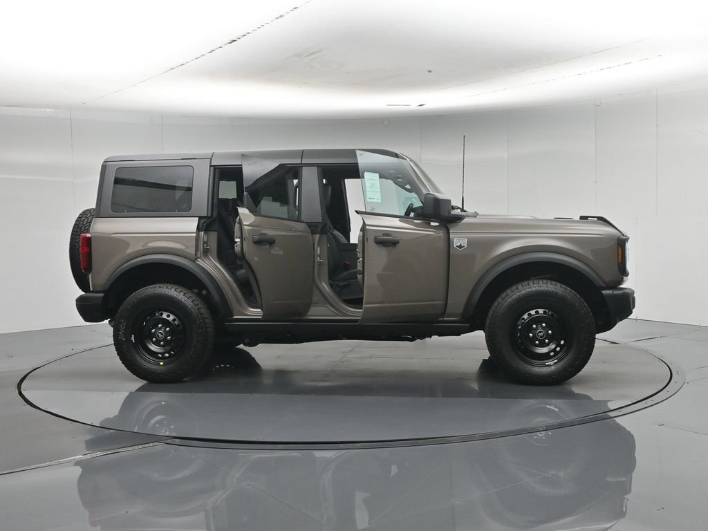 New 2026 Ford Bronco Big Bend w/ Black Diamond Package AWD/4WD image 34