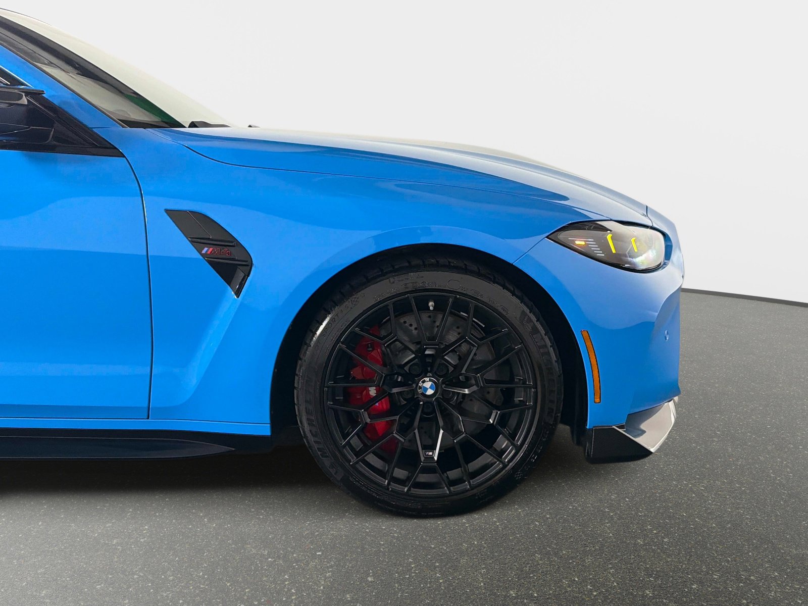 Used 2025 BMW M4 CS image 23