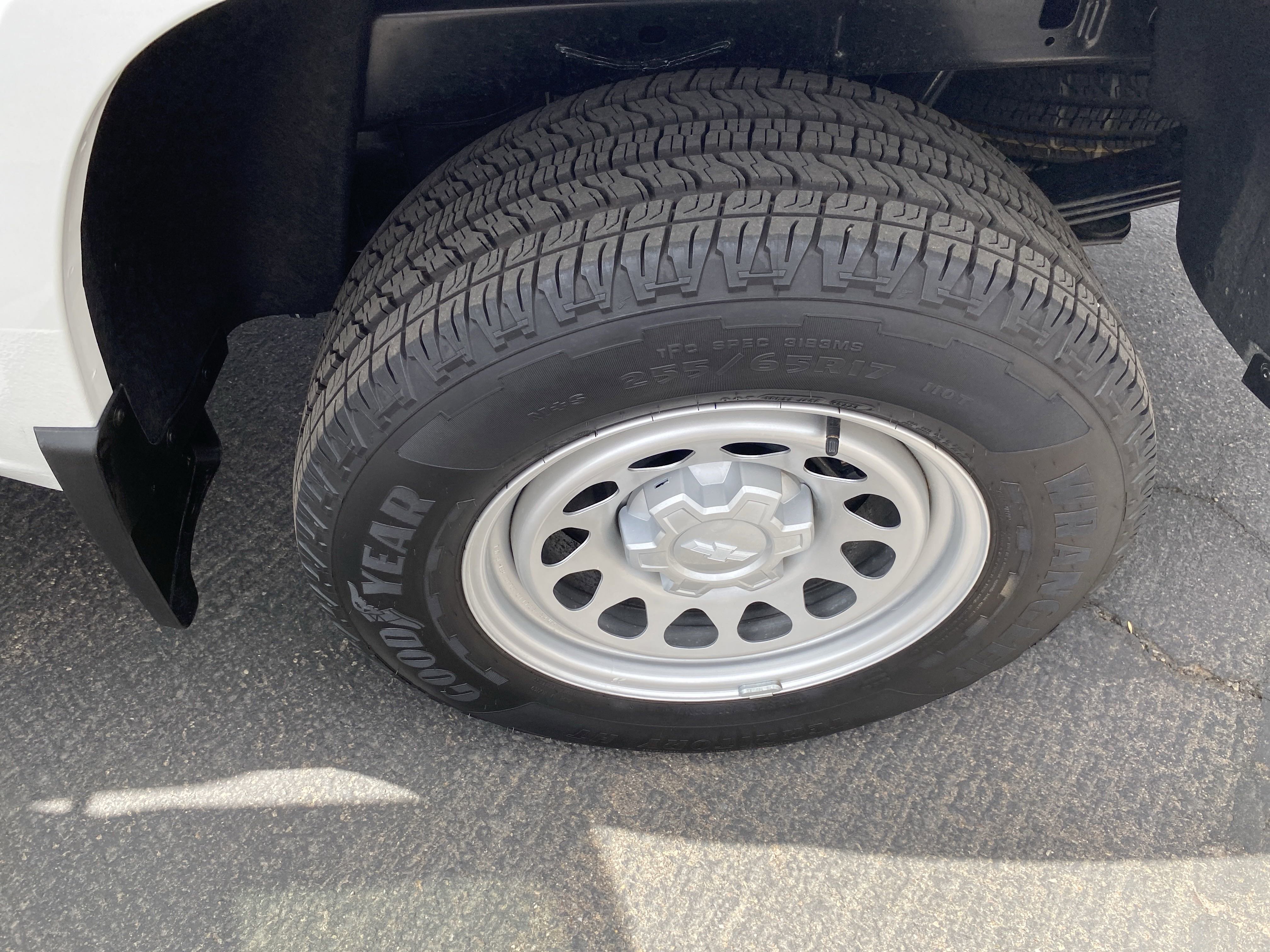 Used 2025 Chevrolet Colorado W/T image 19