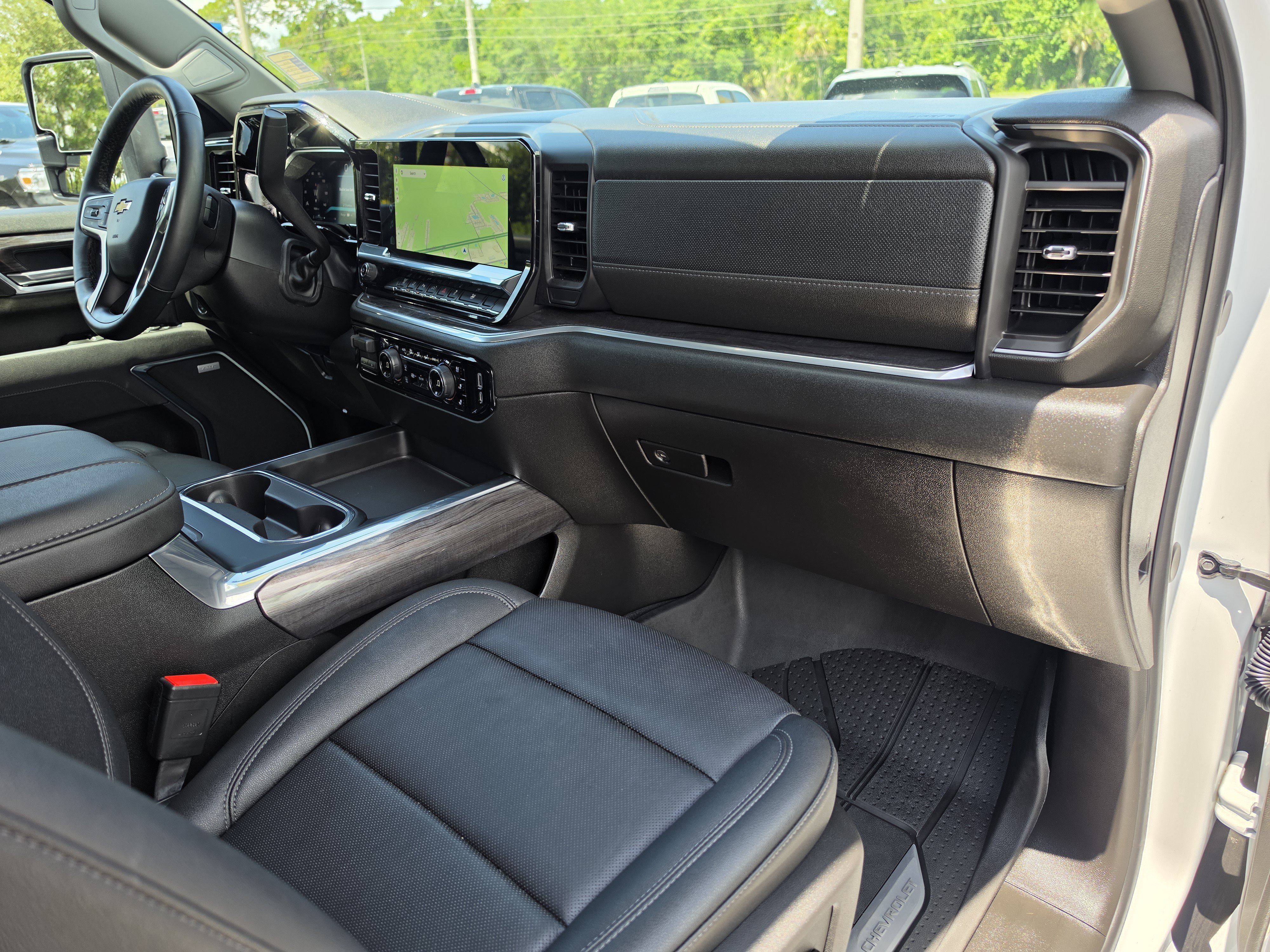 Used 2026 Chevrolet Silverado 3500 LTZ w/ LTZ Plus Package AWD/4WD image 18