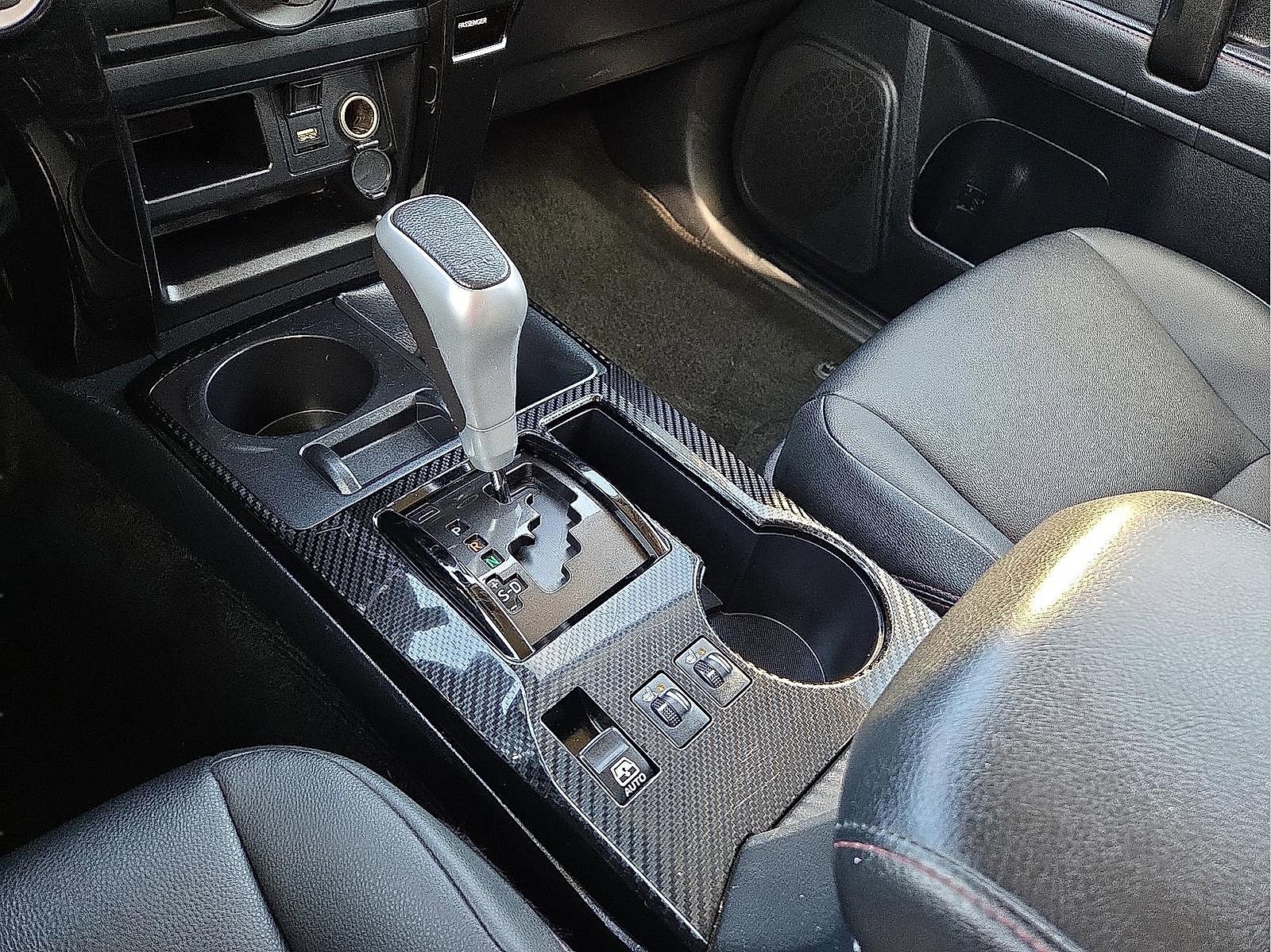 Used 2024 Toyota 4Runner TRD Off-Road Premium image 25