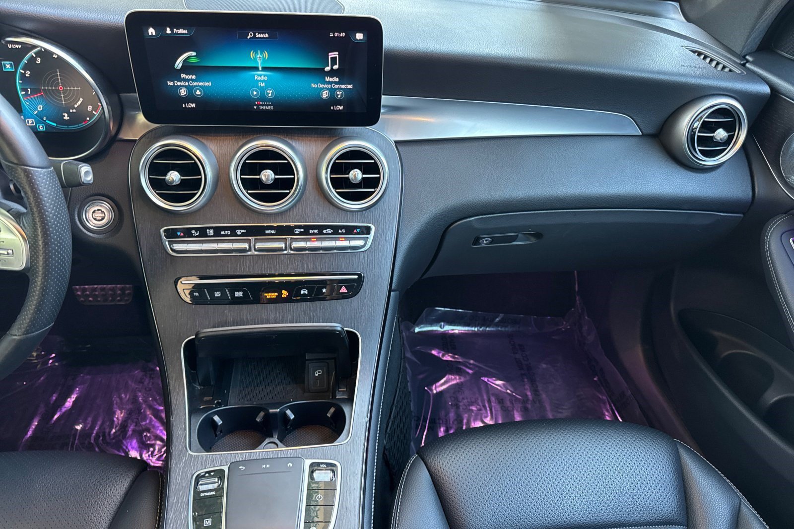 Certified 2020 Mercedes-Benz GLC 300 4MATIC image 33