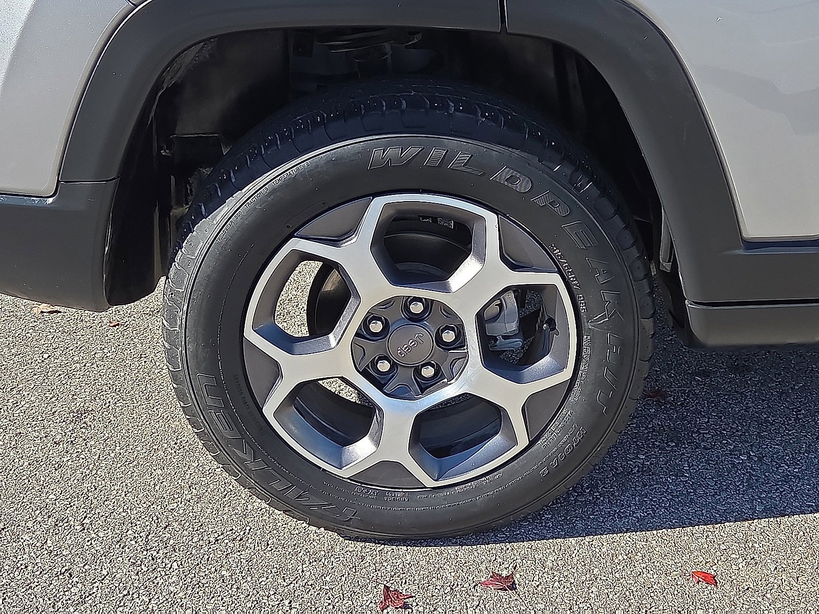 Used 2022 Jeep Compass Trailhawk w/ Trailer Tow Group image 25