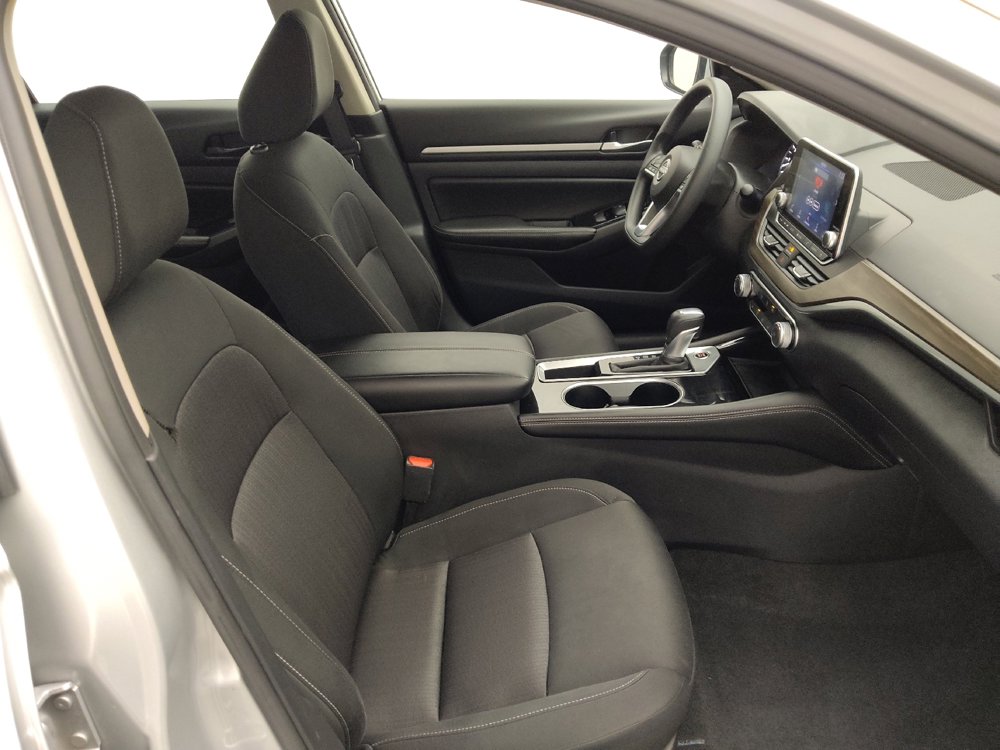 Used 2023 Nissan Altima 2.5 SV image 21