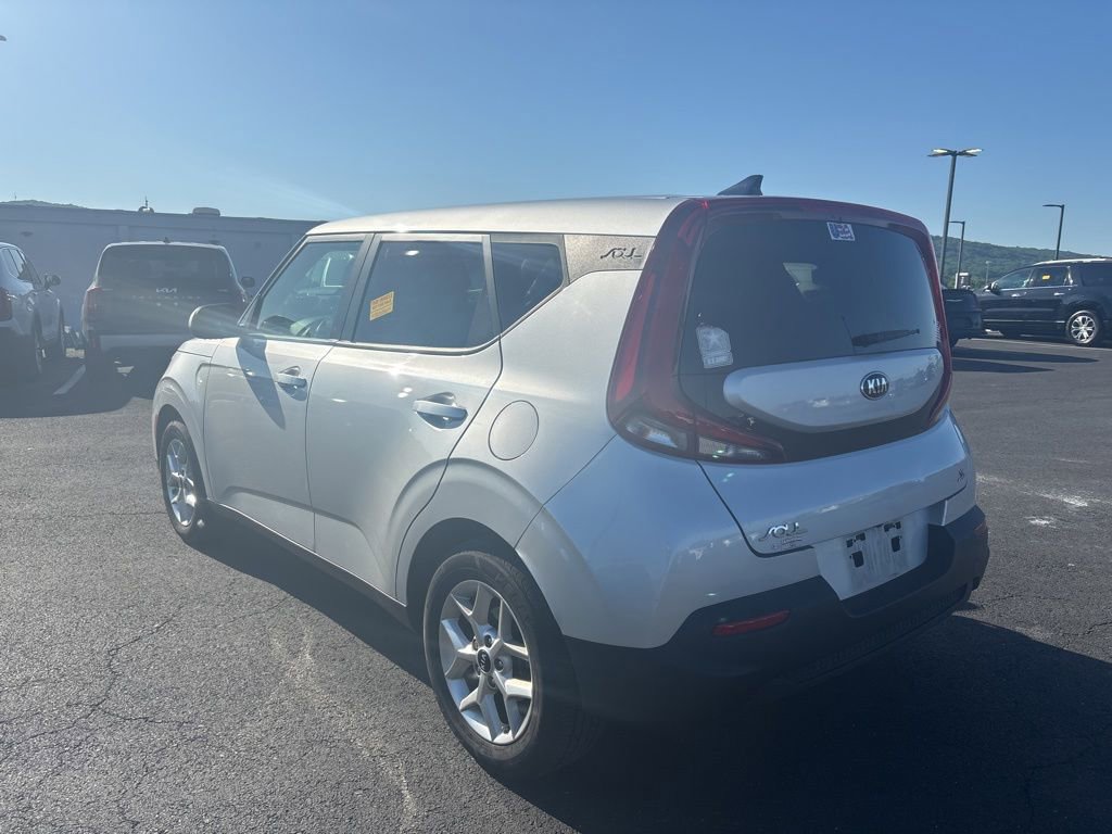 Used 2021 Kia Soul S FWD image 5