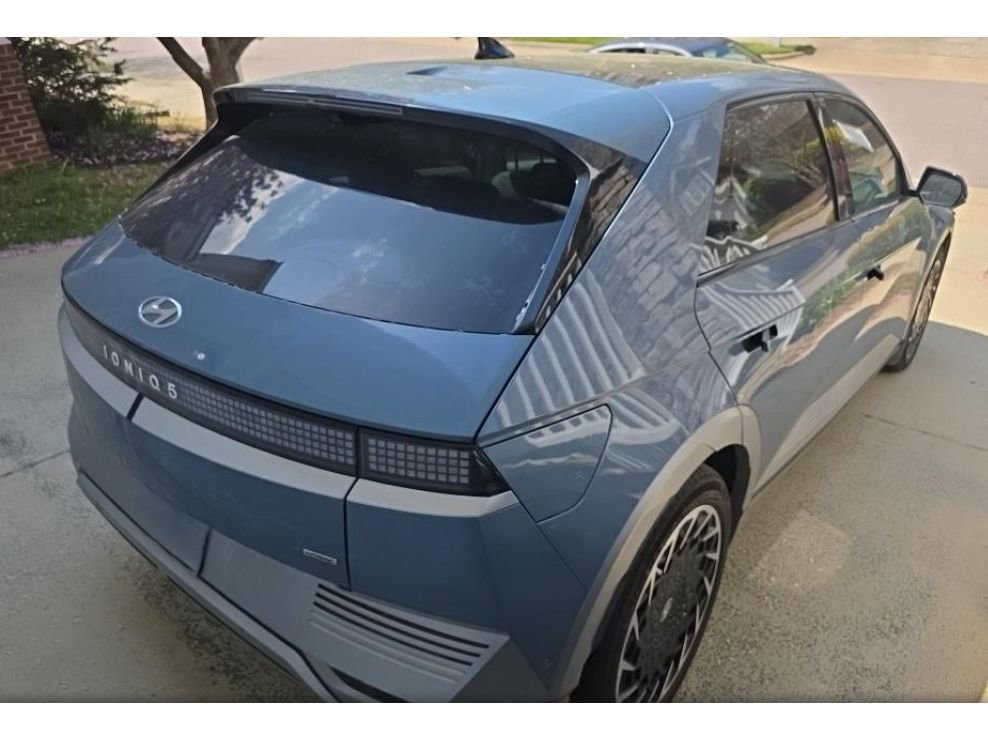 Used 2024 Hyundai Ioniq 5 Limited AWD/4WD image 3