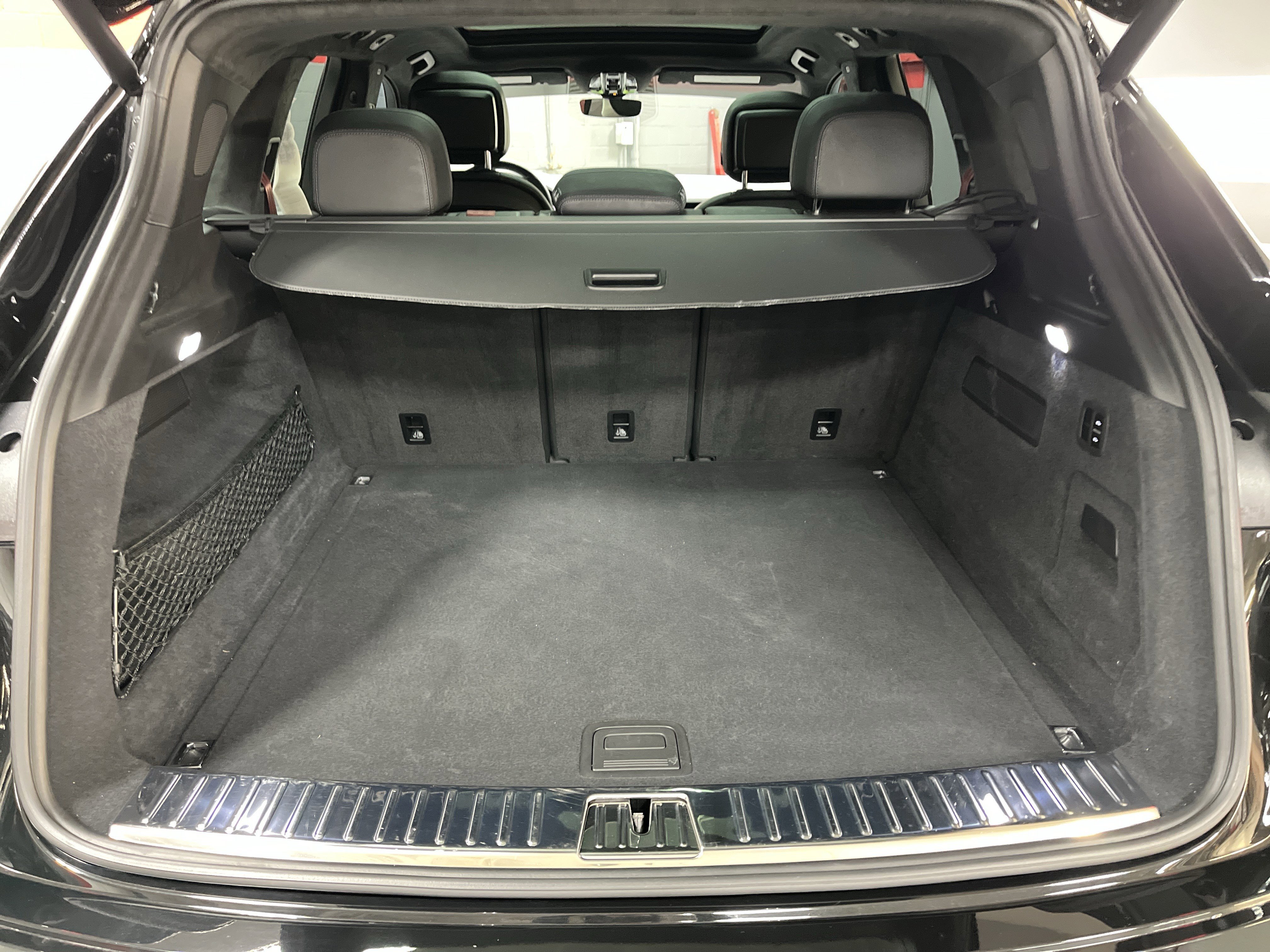 Used 2023 Porsche Cayenne GTS image 32