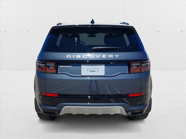 New 2025 Land Rover Discovery Sport S image 6