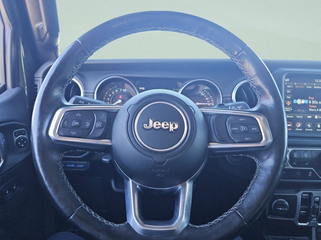 Used 2022 Jeep Wrangler Unlimited Sahara w/ Cold Weather Group image 31