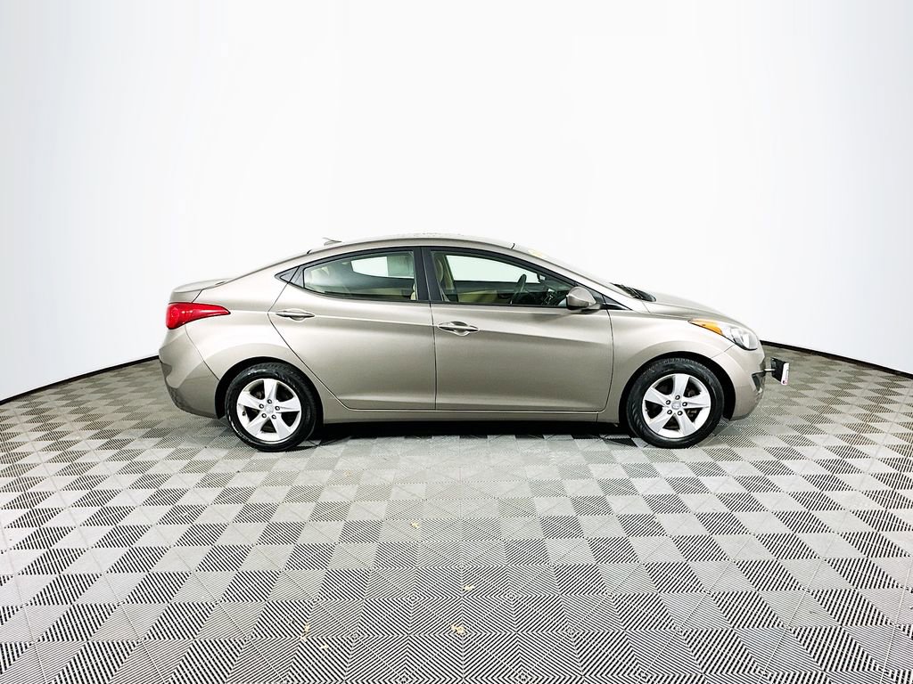 Used 2013 Hyundai Elantra GLS image 11
