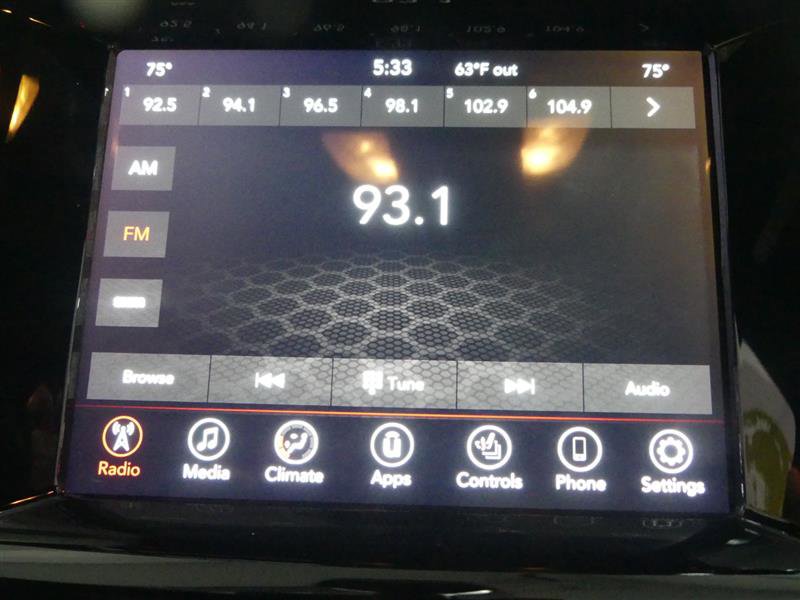 Used 2021 Dodge Durango SXT image 38